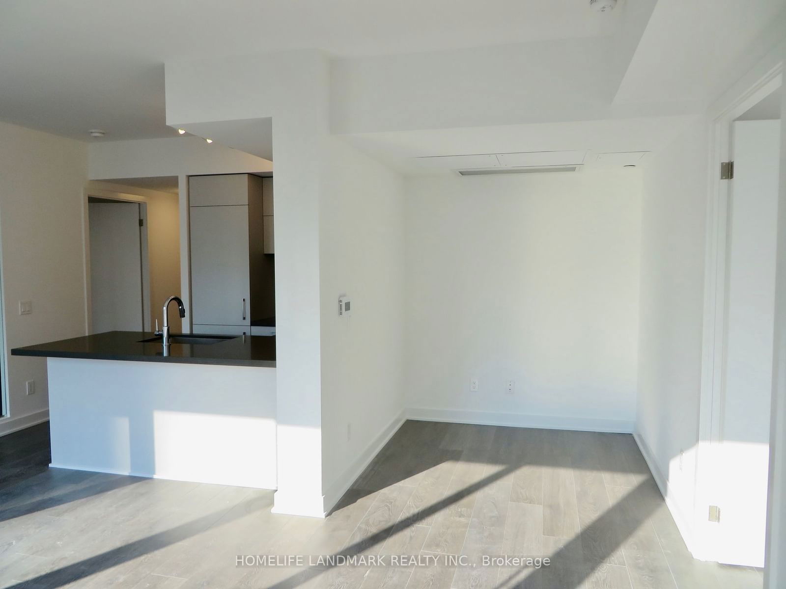 188 Cumberland St, unit 1510 for rent