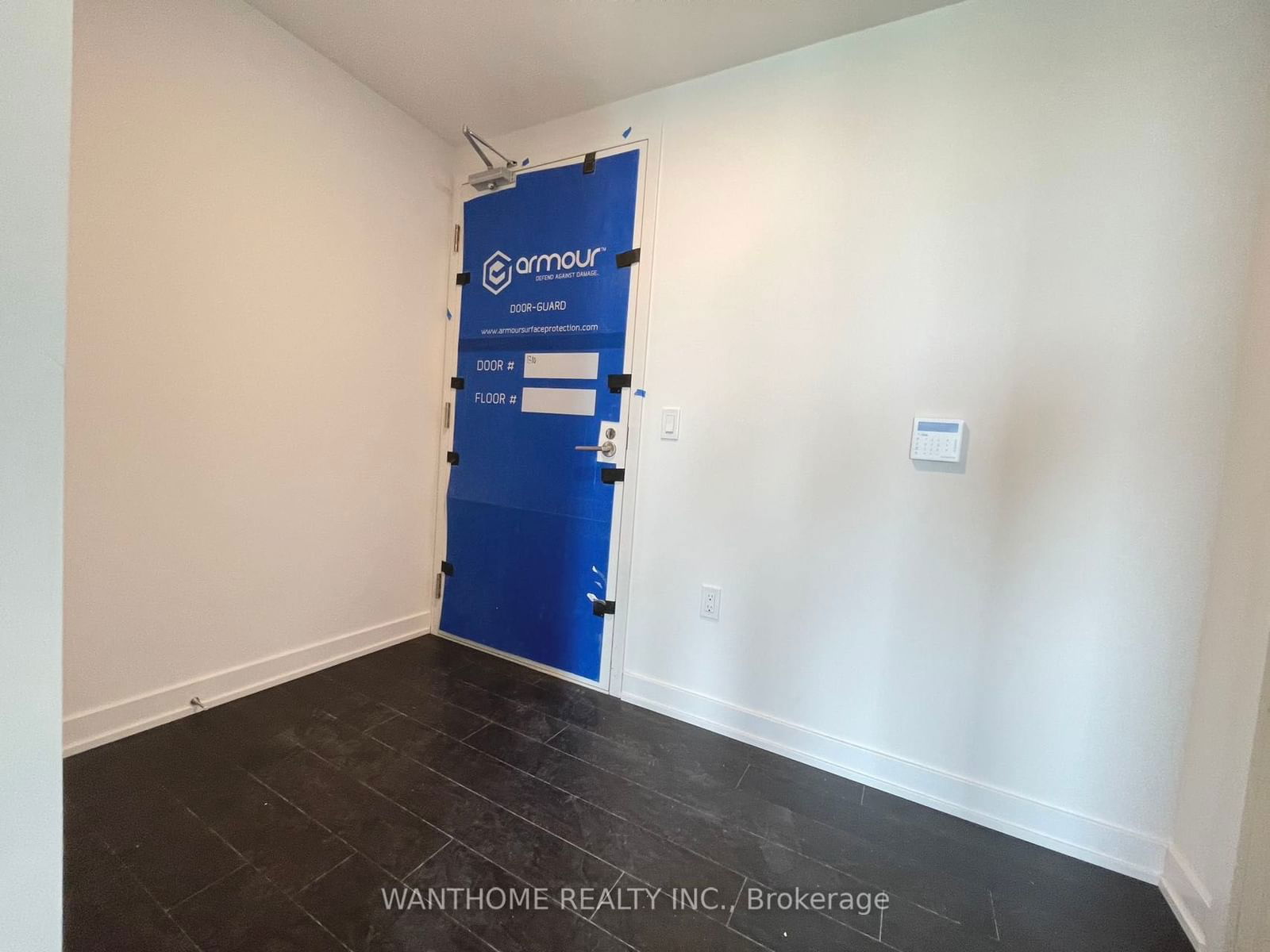 238 Simcoe St, unit 2208 for rent