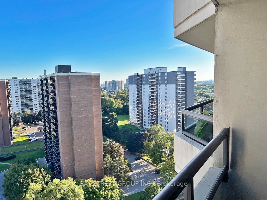 1101 Steeles Ave W, unit PH209 for sale