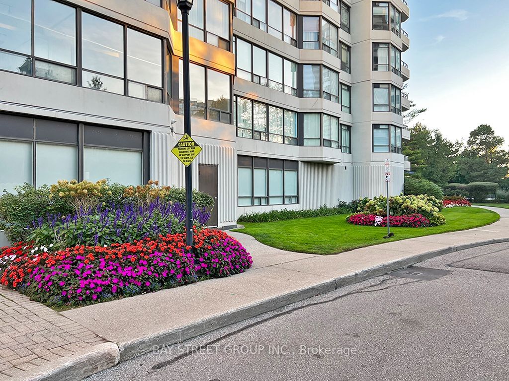 1101 Steeles Ave W, unit PH209 for sale