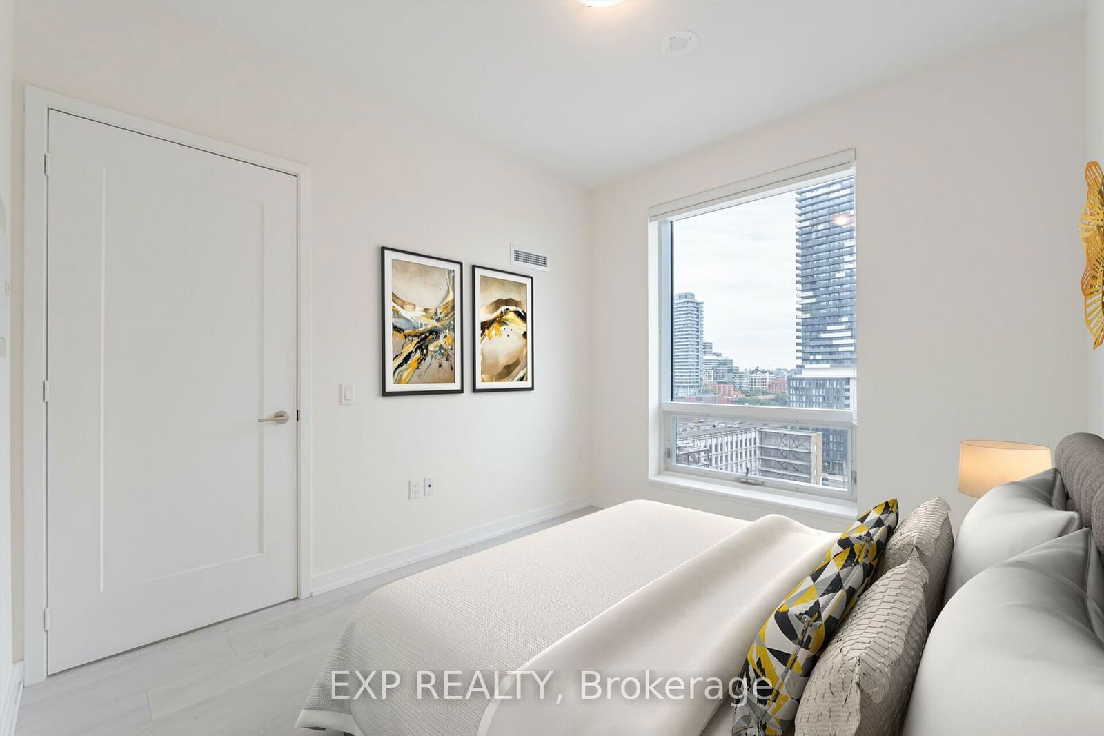 28 Freeland St, unit 1107 for sale