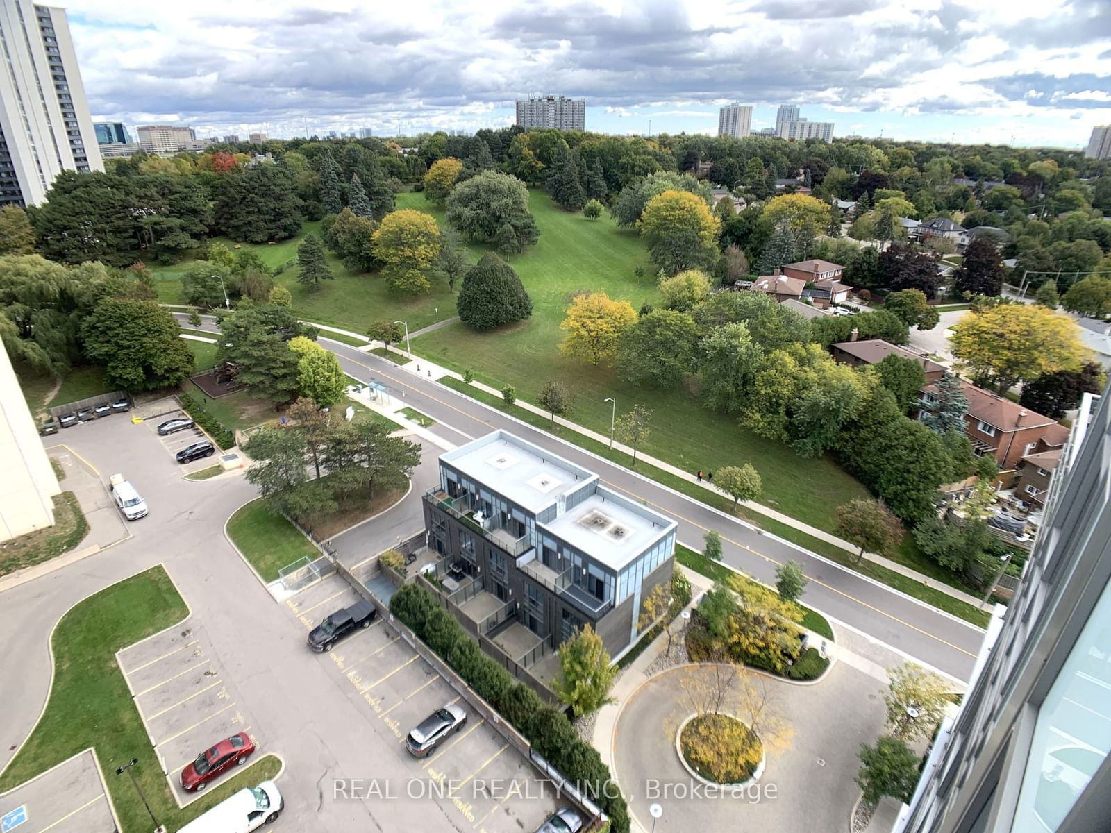 18 Graydon Hall Dr, unit 1508 for sale