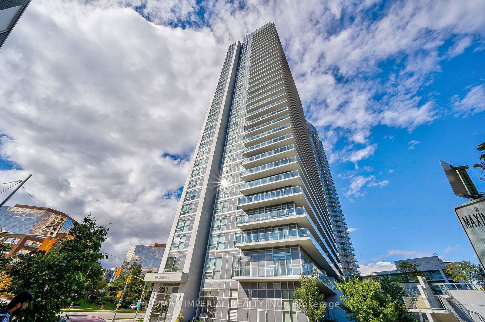 275 Yorkland Rd, unit 3007 for sale