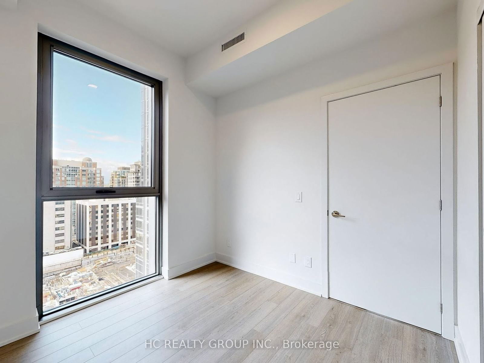 8 Cumberland St, unit 1302 for rent