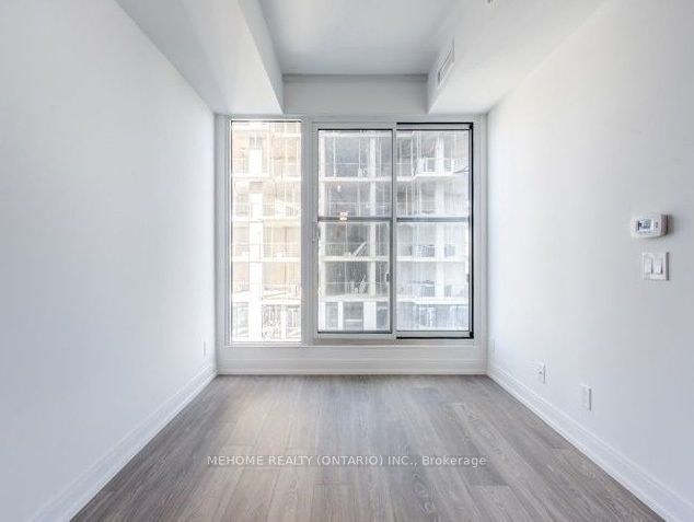 181 Dundas St E, unit 5115 for rent