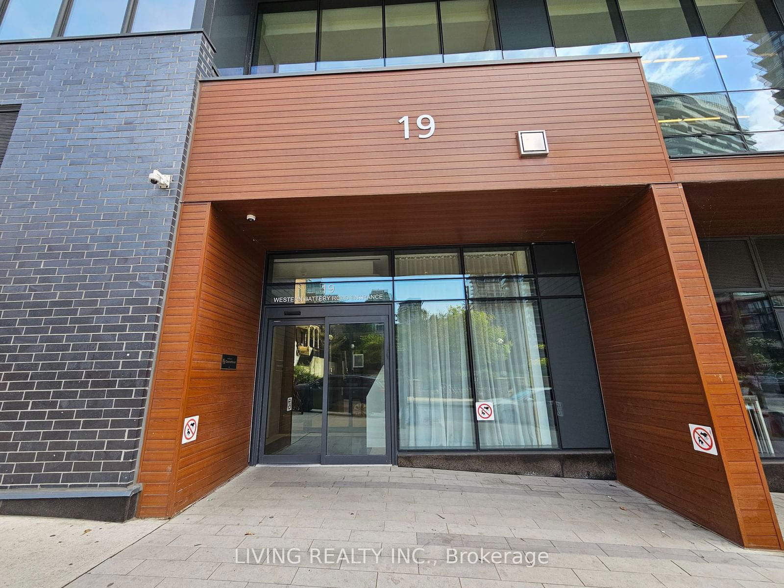 19 Western Battery Rd, unit 3103 for rent