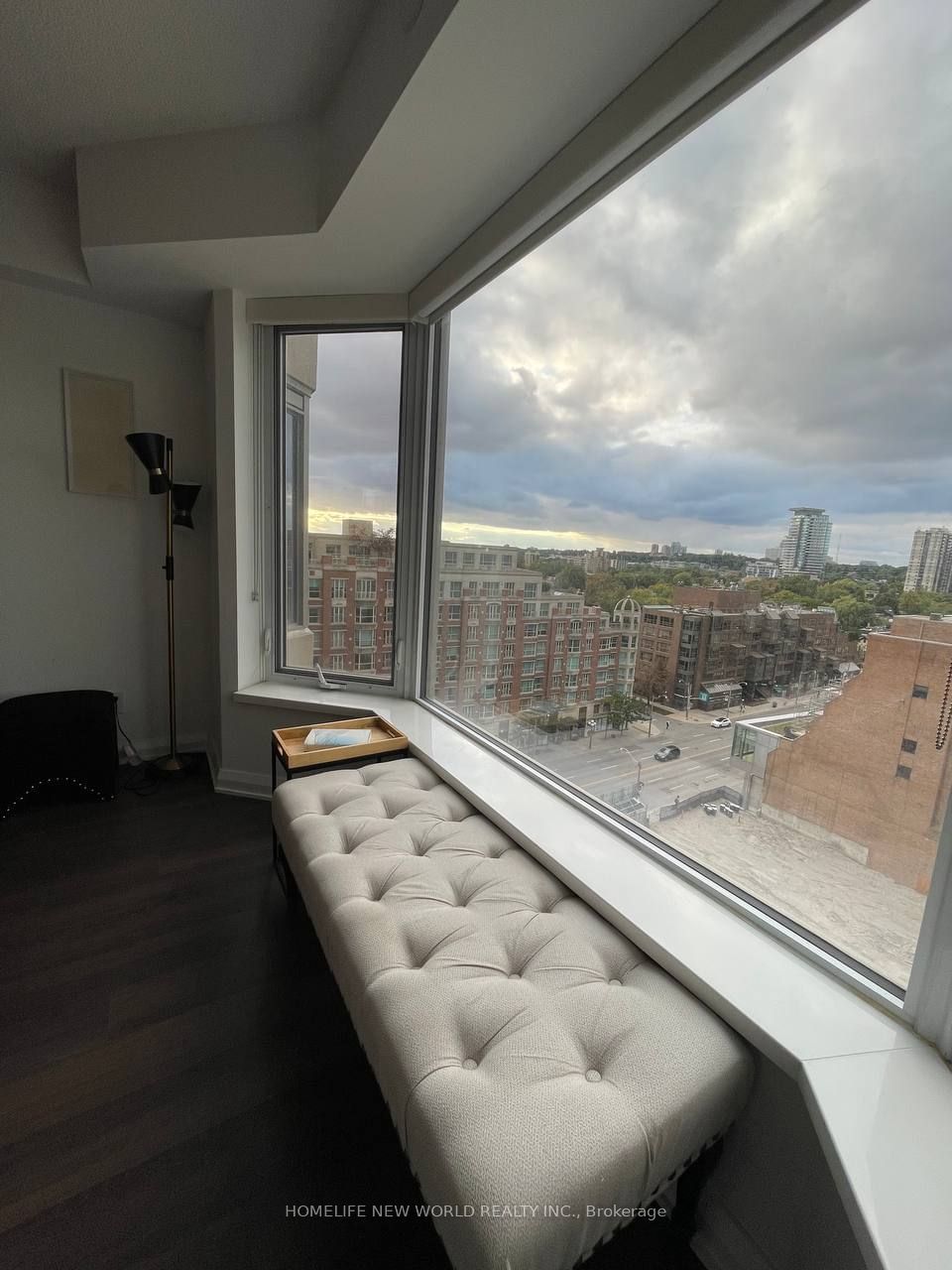 155 Yorkville Ave, unit 1003 for sale