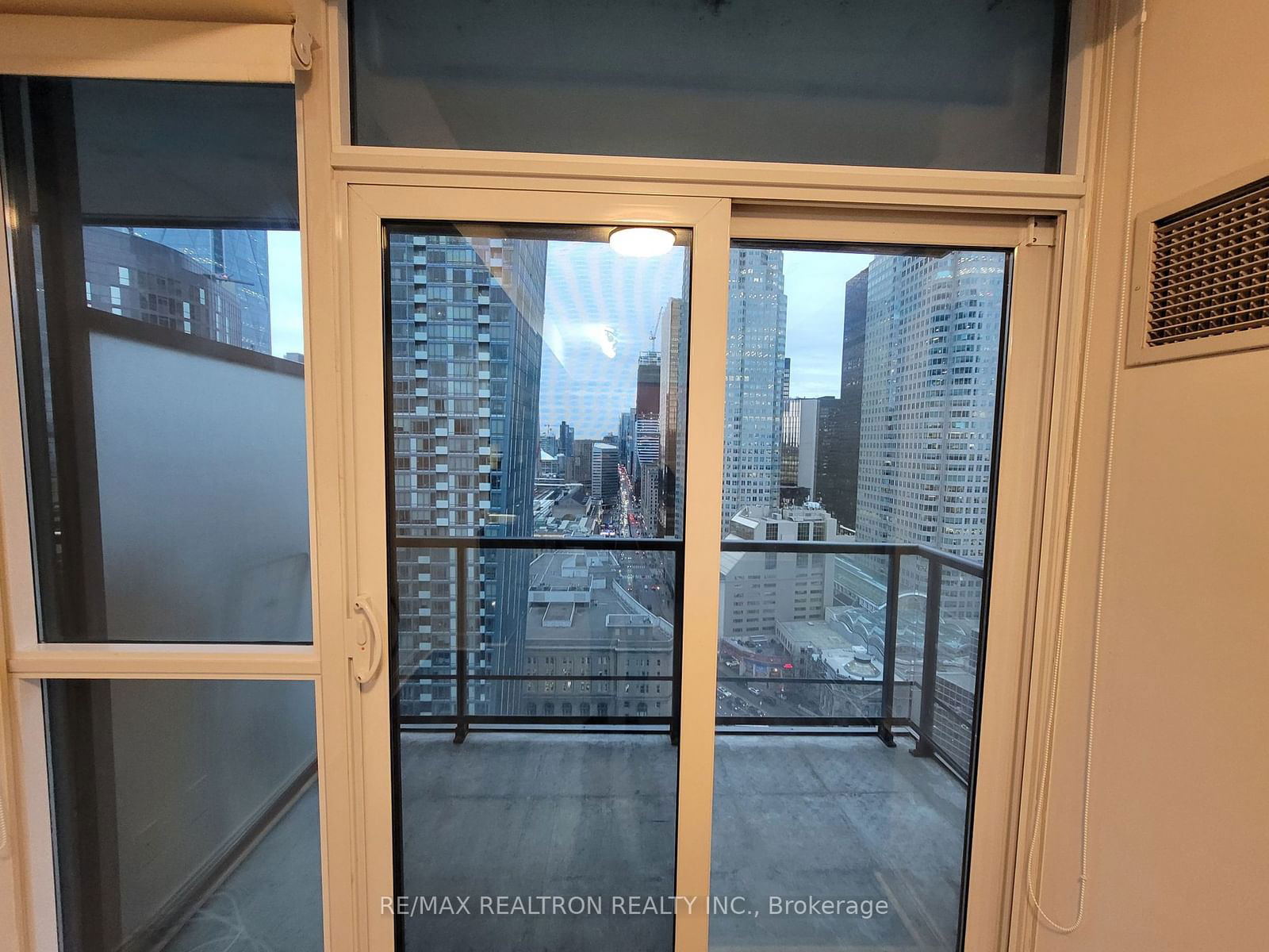 1 Scott St, unit 2905 for rent