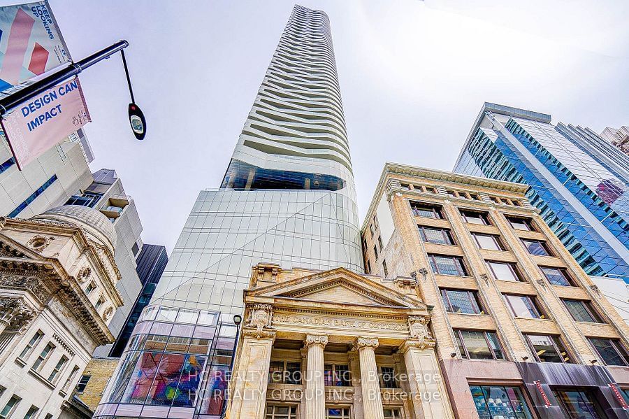 197 Yonge St, unit 1102 for sale