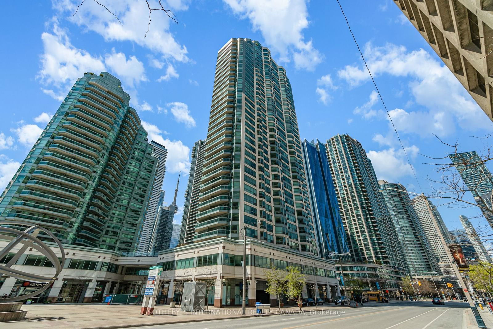 Residences of the World Trade Centre, Downtown, Toronto