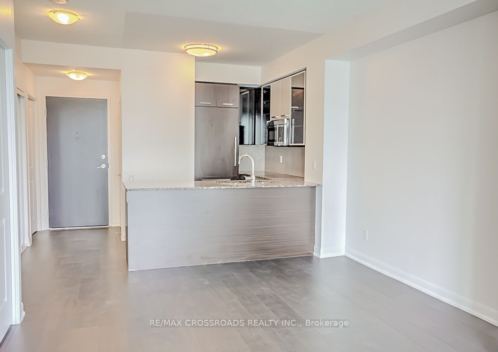 5168 Yonge St, unit 3006 for sale