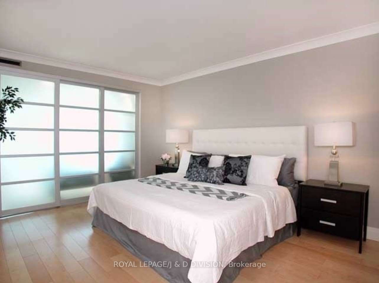 401 Queens Quay W, unit 505 for rent