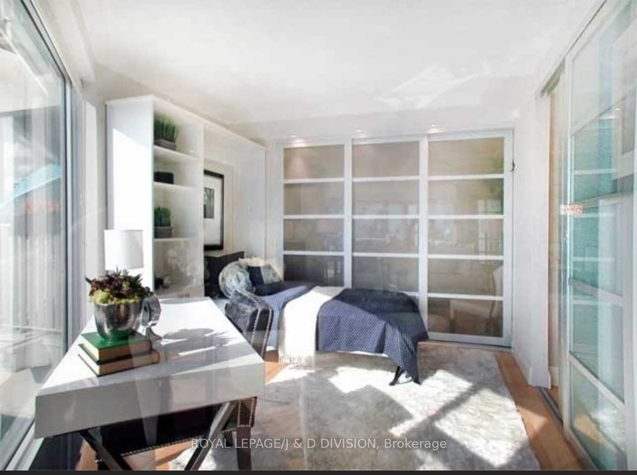 401 Queens Quay W, unit 505 for rent