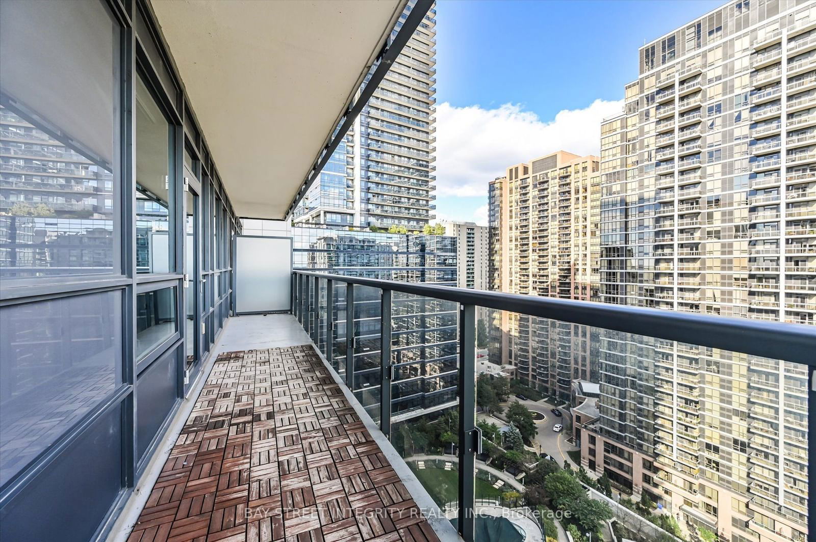 2 Anndale Dr, unit 1507 for sale