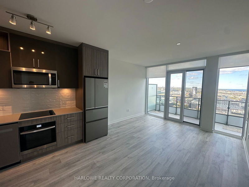 70 Princess St, unit PH3007 for rent