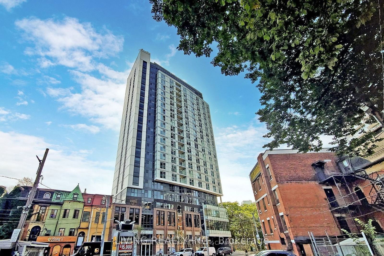 219 Dundas St E, unit 1012 for rent