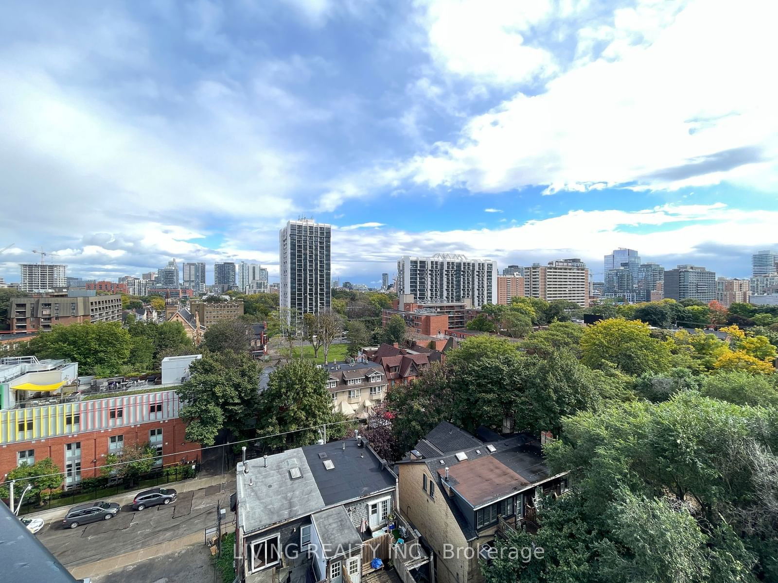 219 Dundas St E, unit 1012 for rent