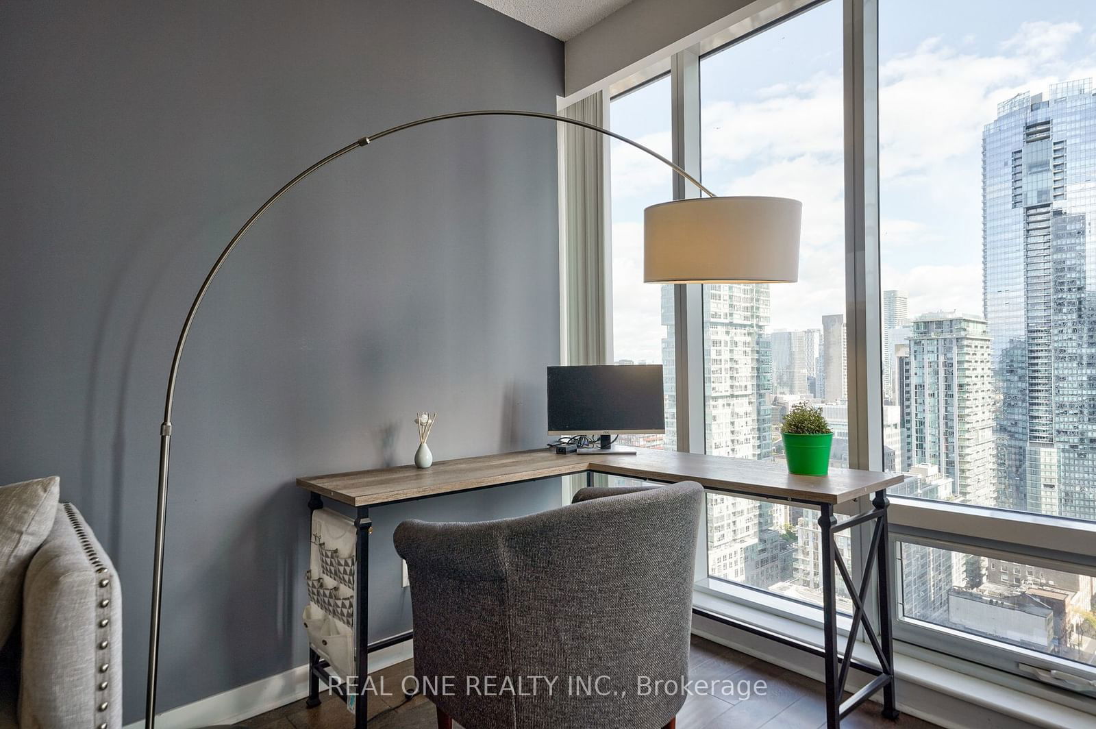 295 Adelaide St W, unit 3106 for sale