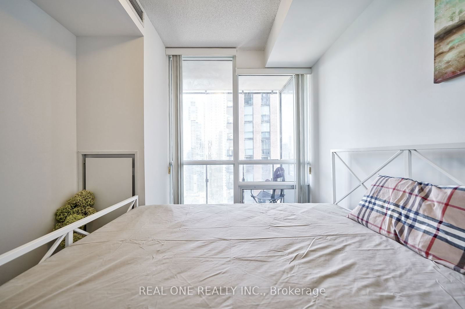 295 Adelaide St W, unit 3106 for sale