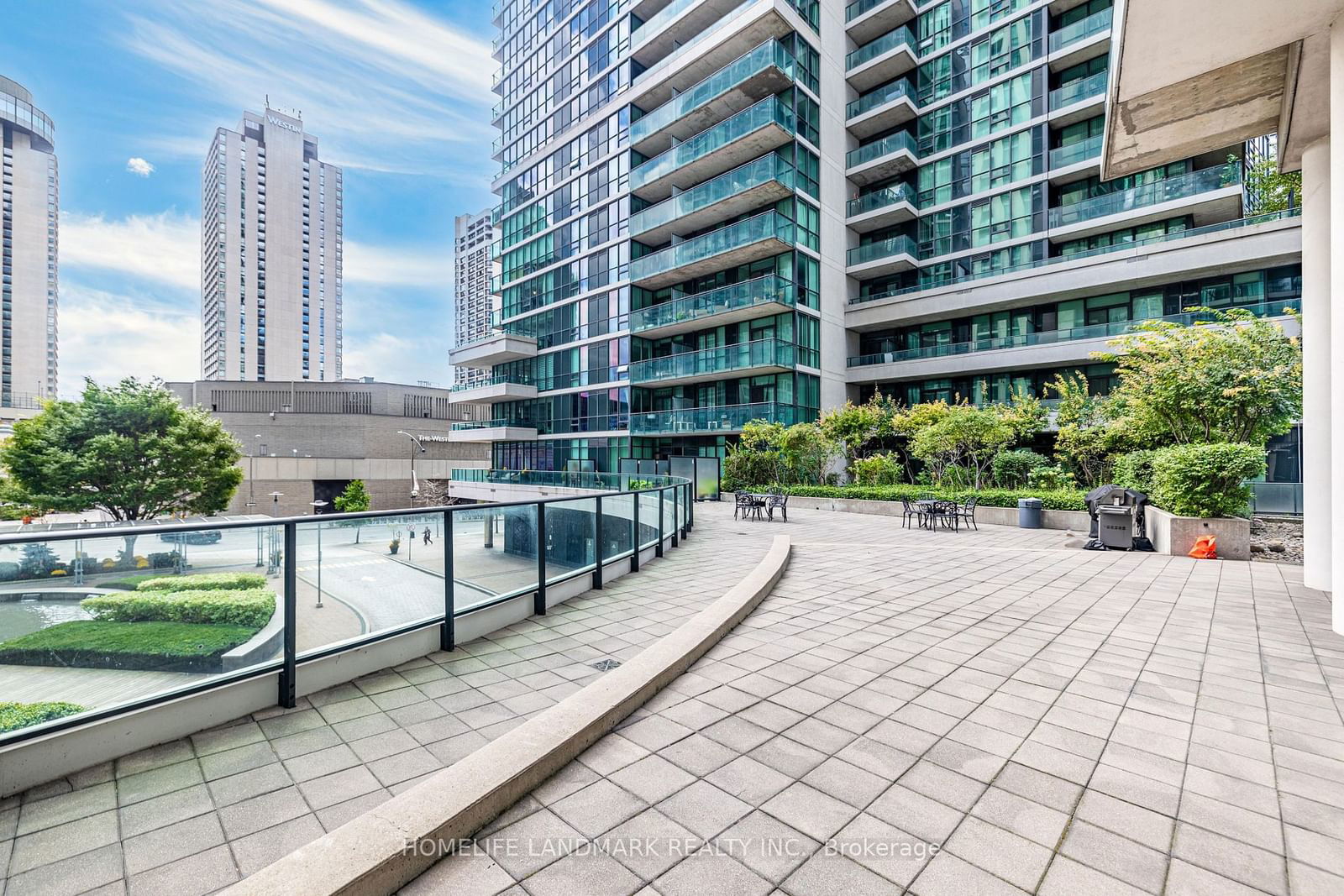 18 Harbour St, unit 1711 for sale