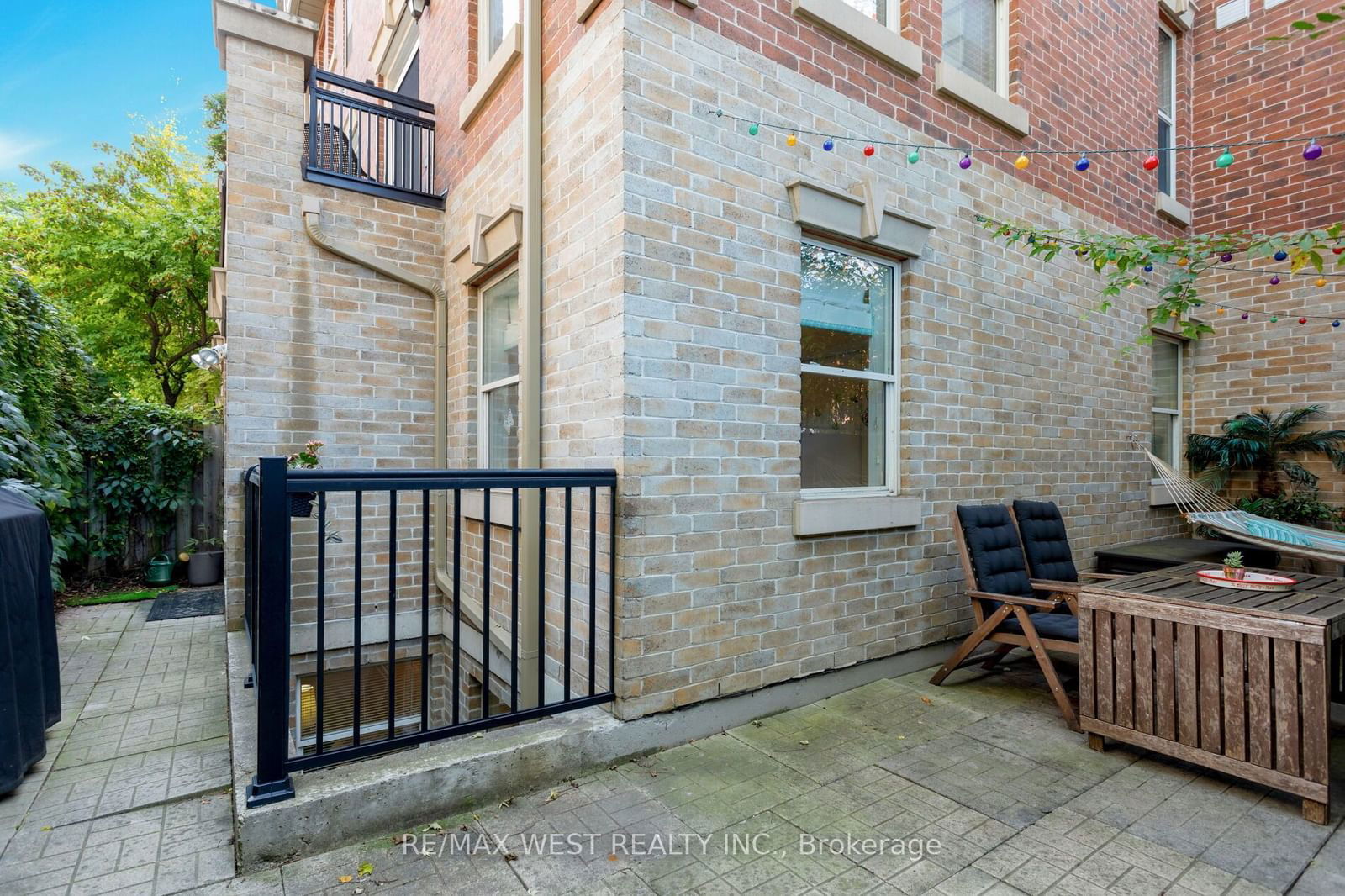 51 Halton St, unit 115 for sale