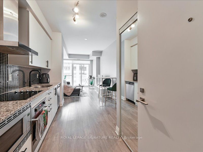 352 Front St W, unit 1720 for rent