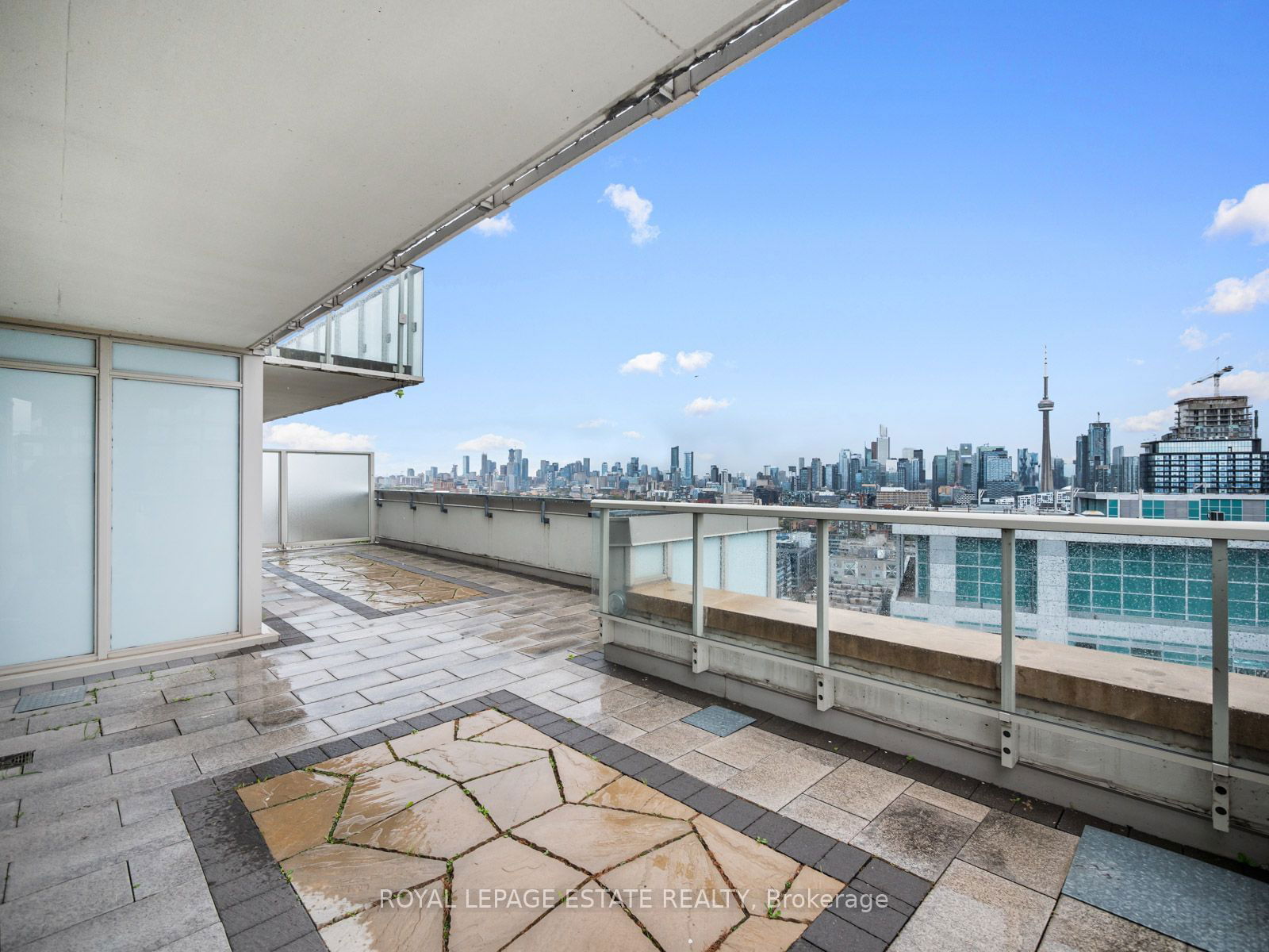 125 Western Battery Rd, unit 2404 for sale