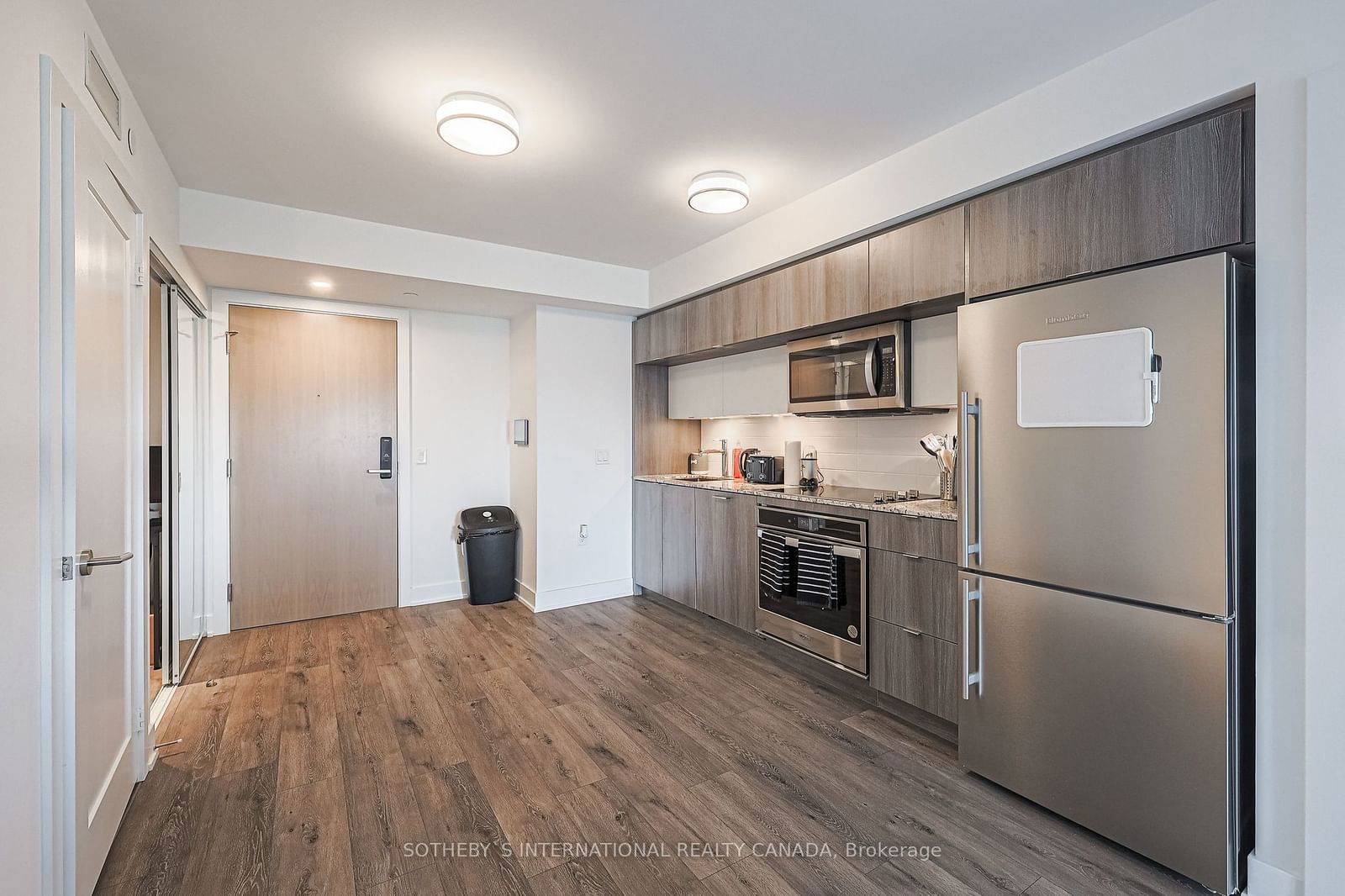 585 Bloor St E, unit 1917 for rent