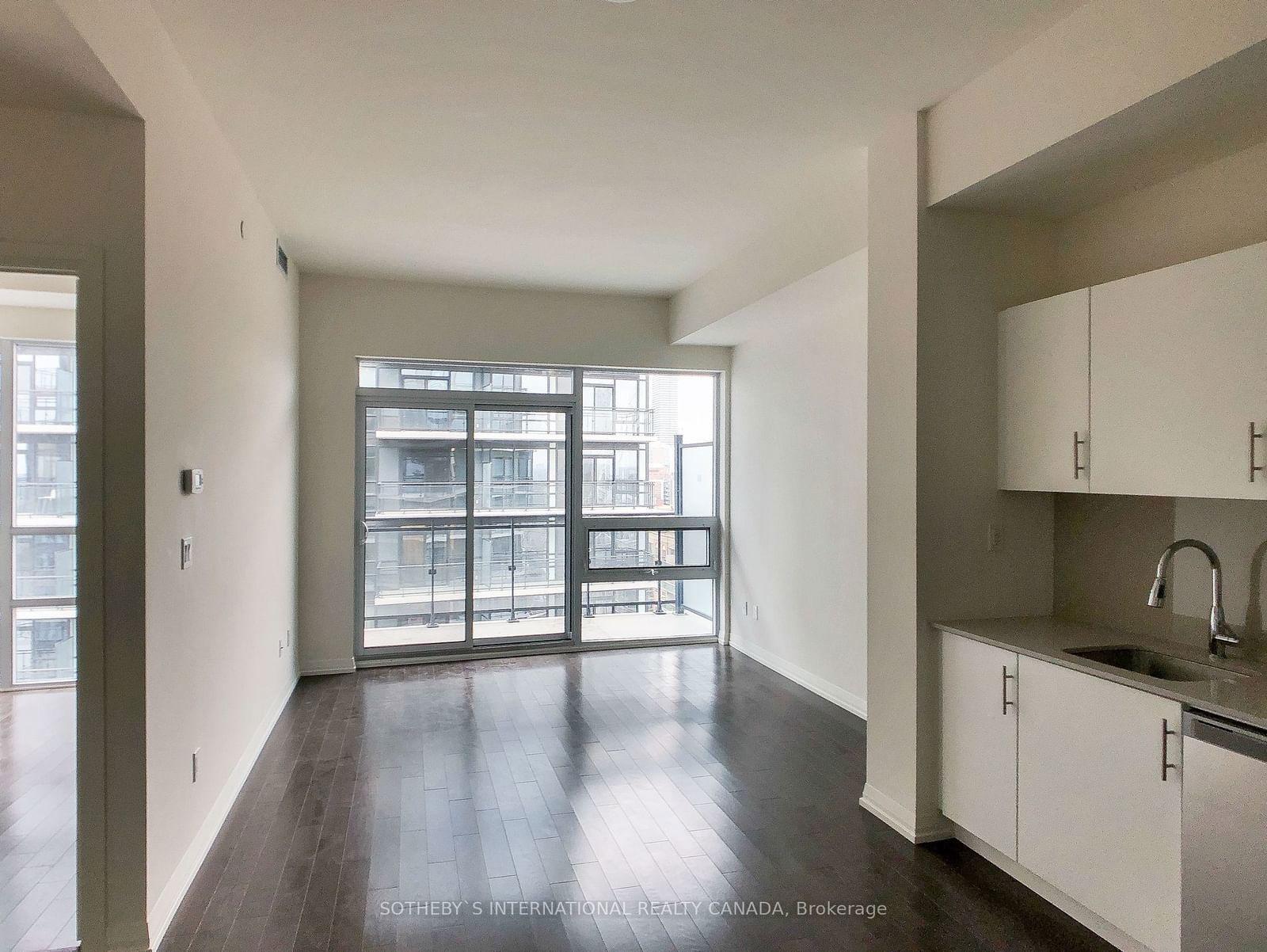 460 Adelaide St E, unit 2018 for rent