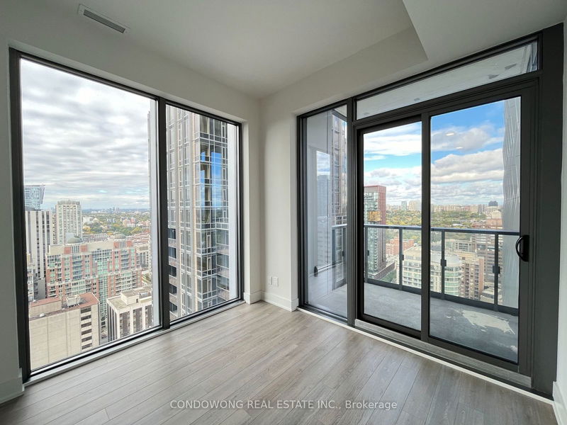 8 Cumberland St, unit 2702 for rent