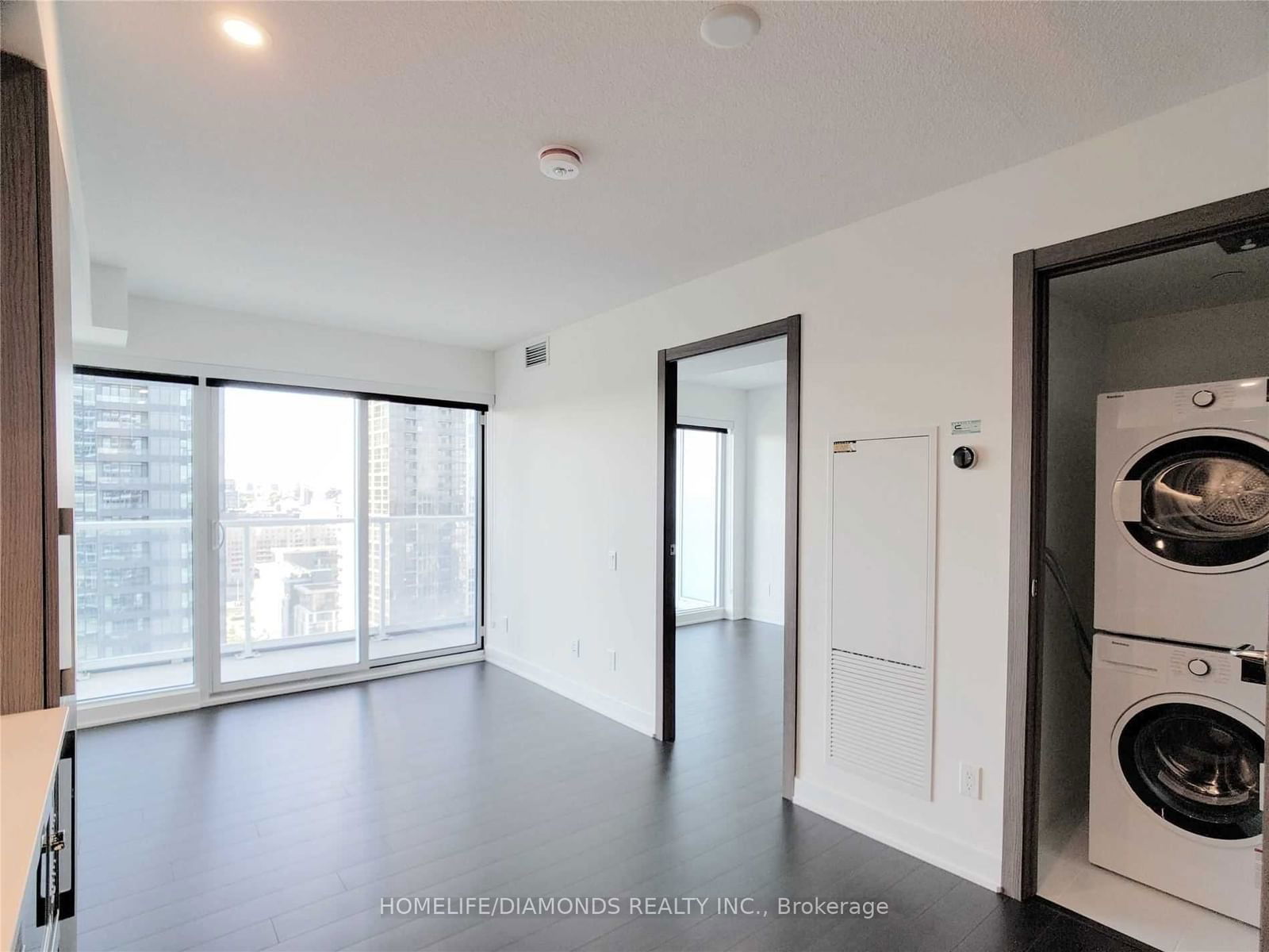 17 BATHURST St, unit 3509 for sale