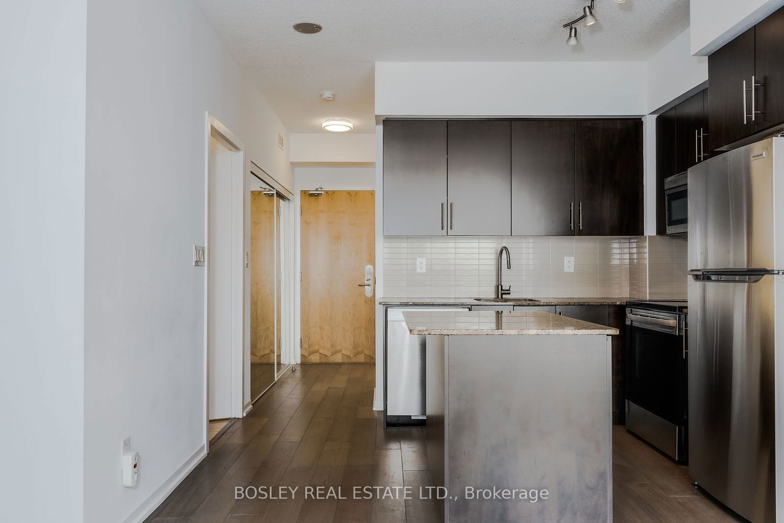 55 Bremner Blvd, unit 2503 for rent