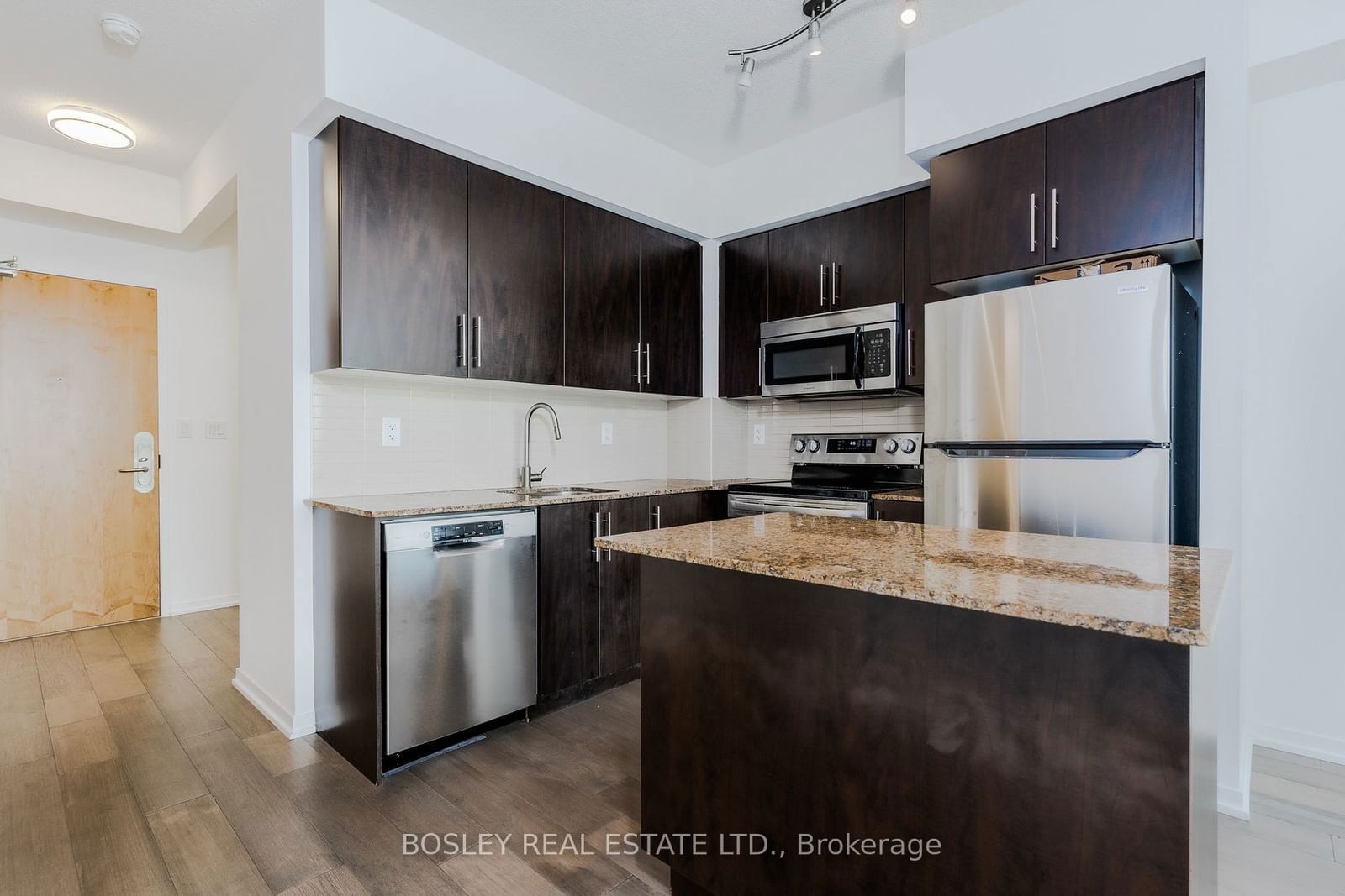 55 Bremner Blvd, unit 2503 for rent