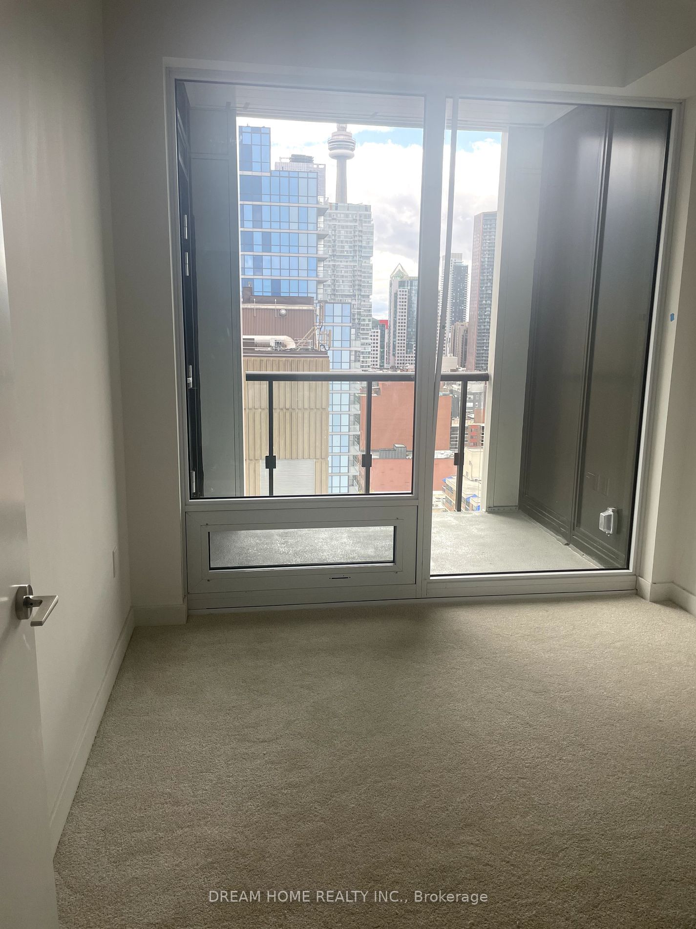 121 St Patrick St, unit 1721 for rent