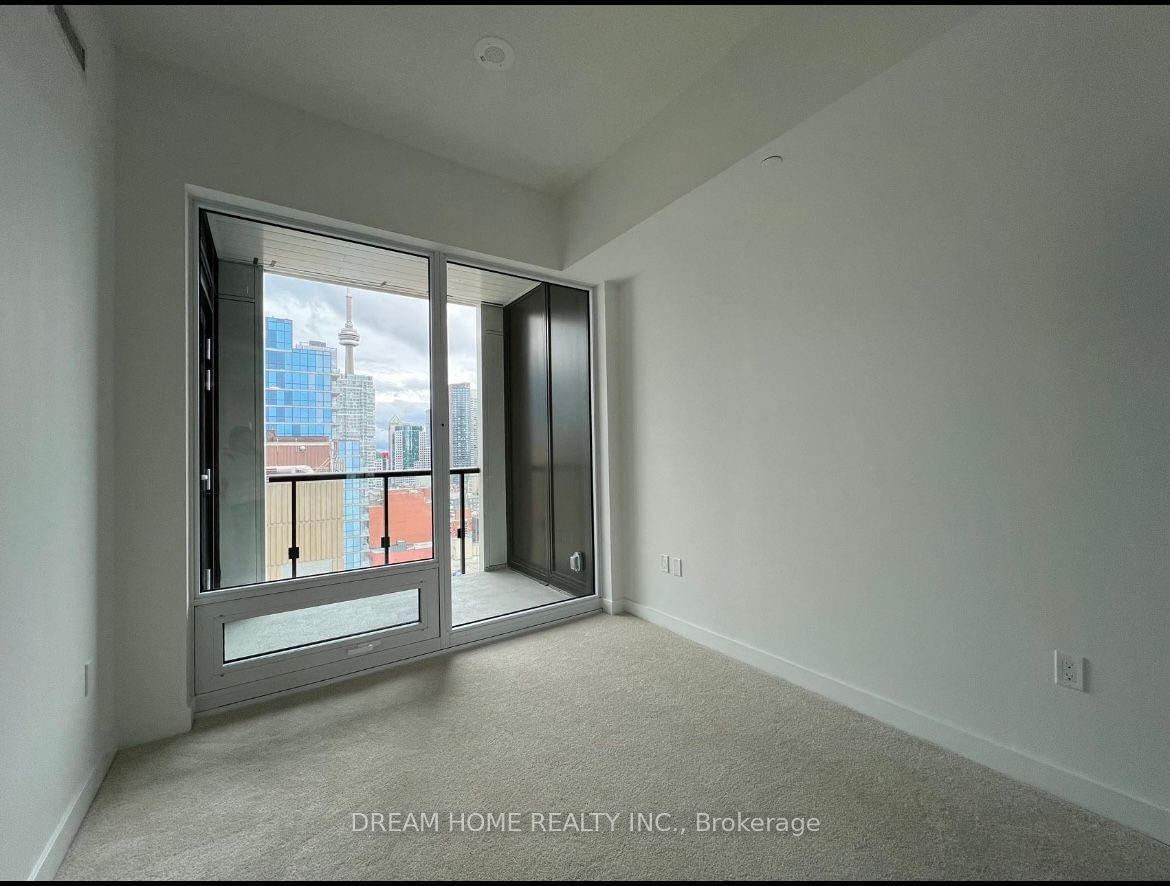 121 St Patrick St, unit 1721 for rent