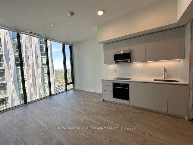 8 Cumberland St, unit 5008 for rent