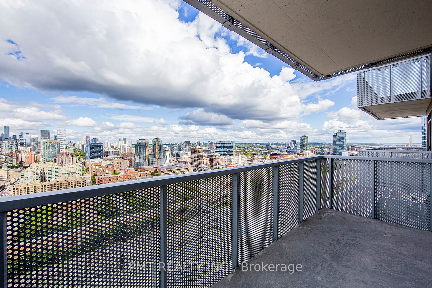 20 Richardson St, unit 2209 for rent