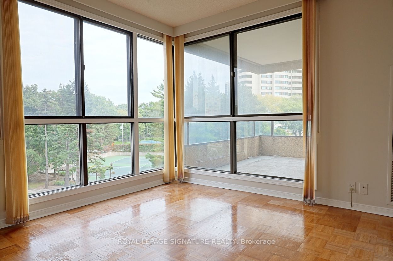 3 Concorde Pl, unit 405 for rent