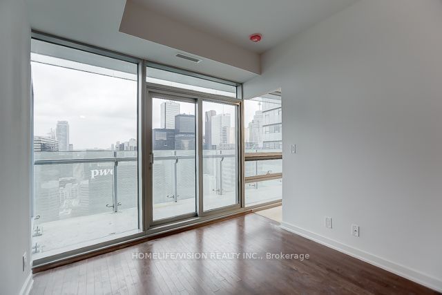 12 York St, unit 4009 for rent