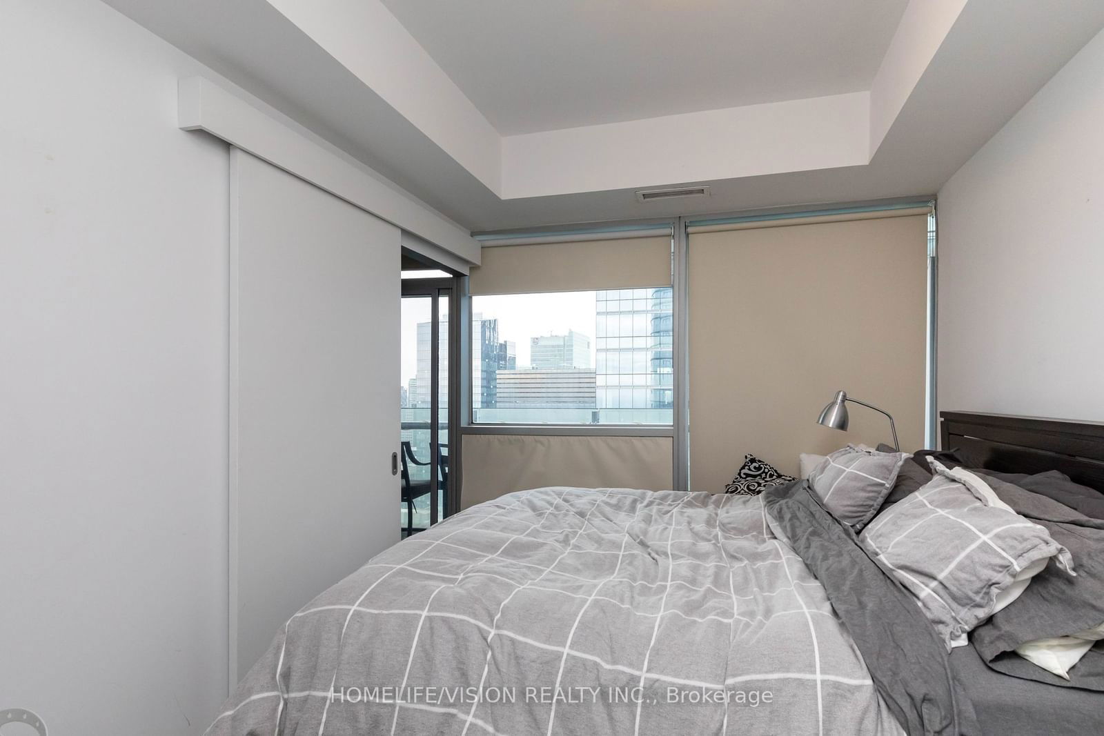 12 York St, unit 4009 for rent