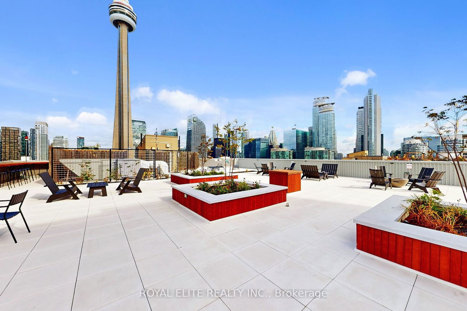 270 Queens Quay W, unit 2504 for sale