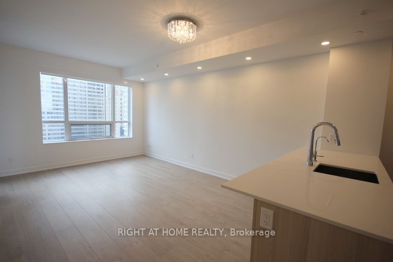 88 Scott St, unit 2710 for rent