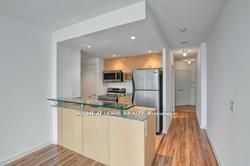 218 Queens Quay W, unit 905 for rent