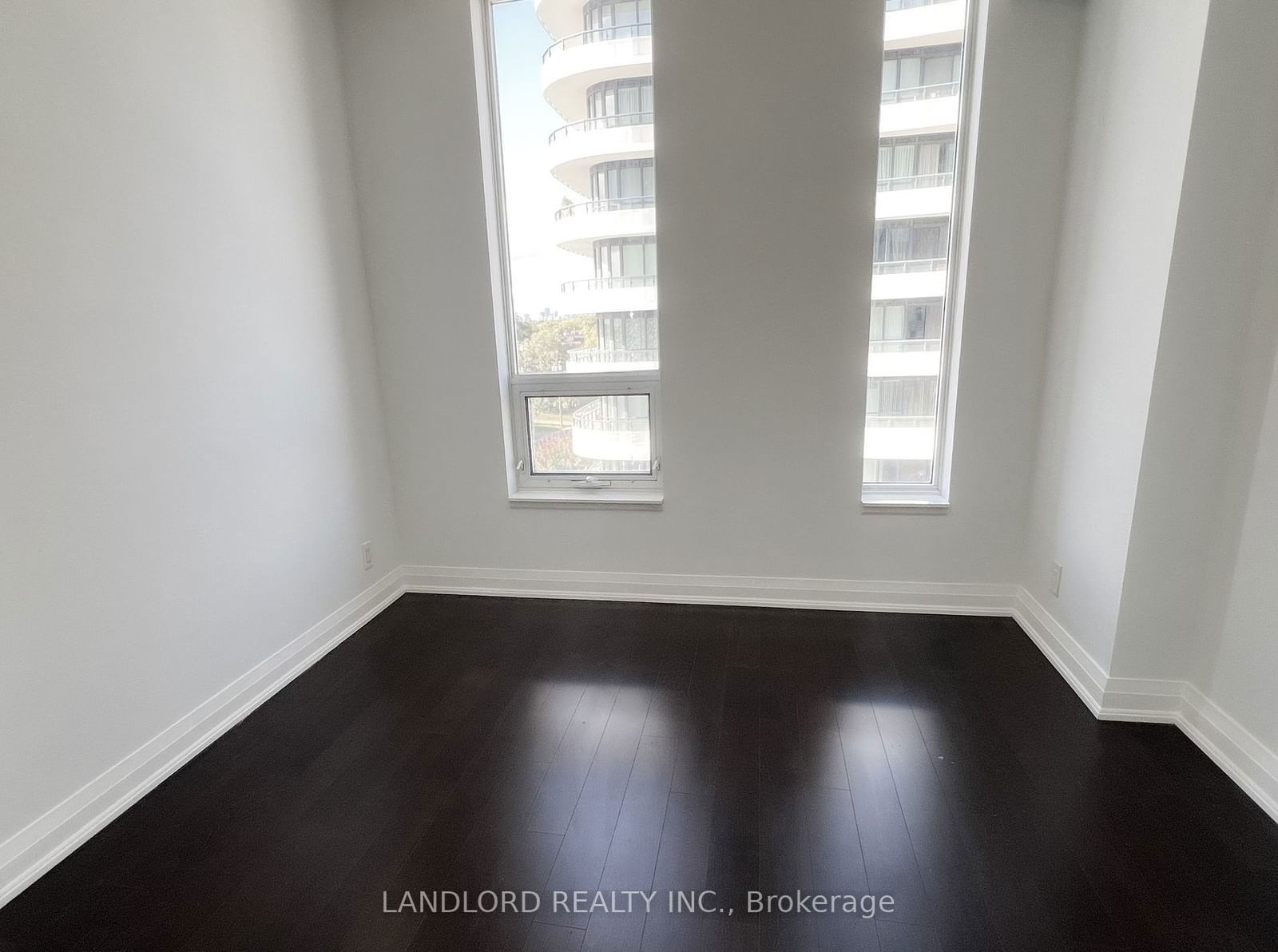 85 The Donway W, unit 710 for rent