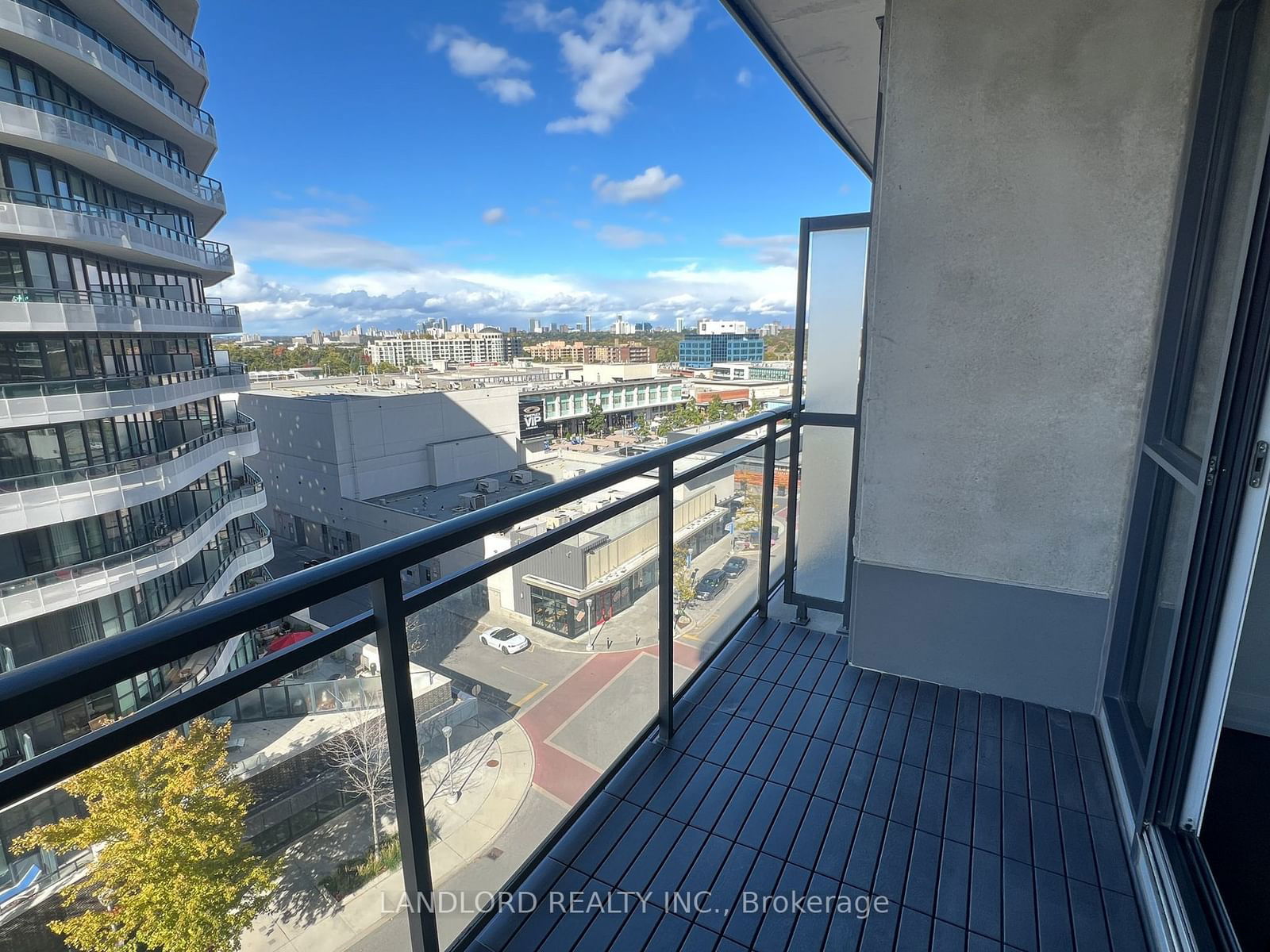 85 The Donway W, unit 710 for rent