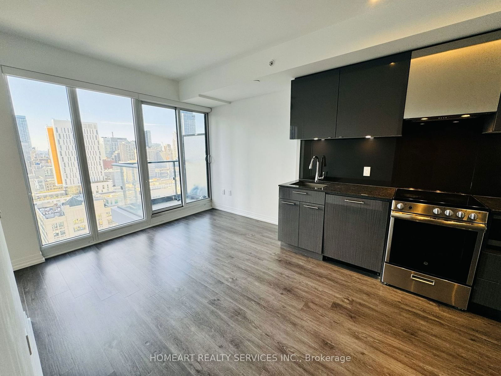 251 Jarvis St, unit 2708 for rent