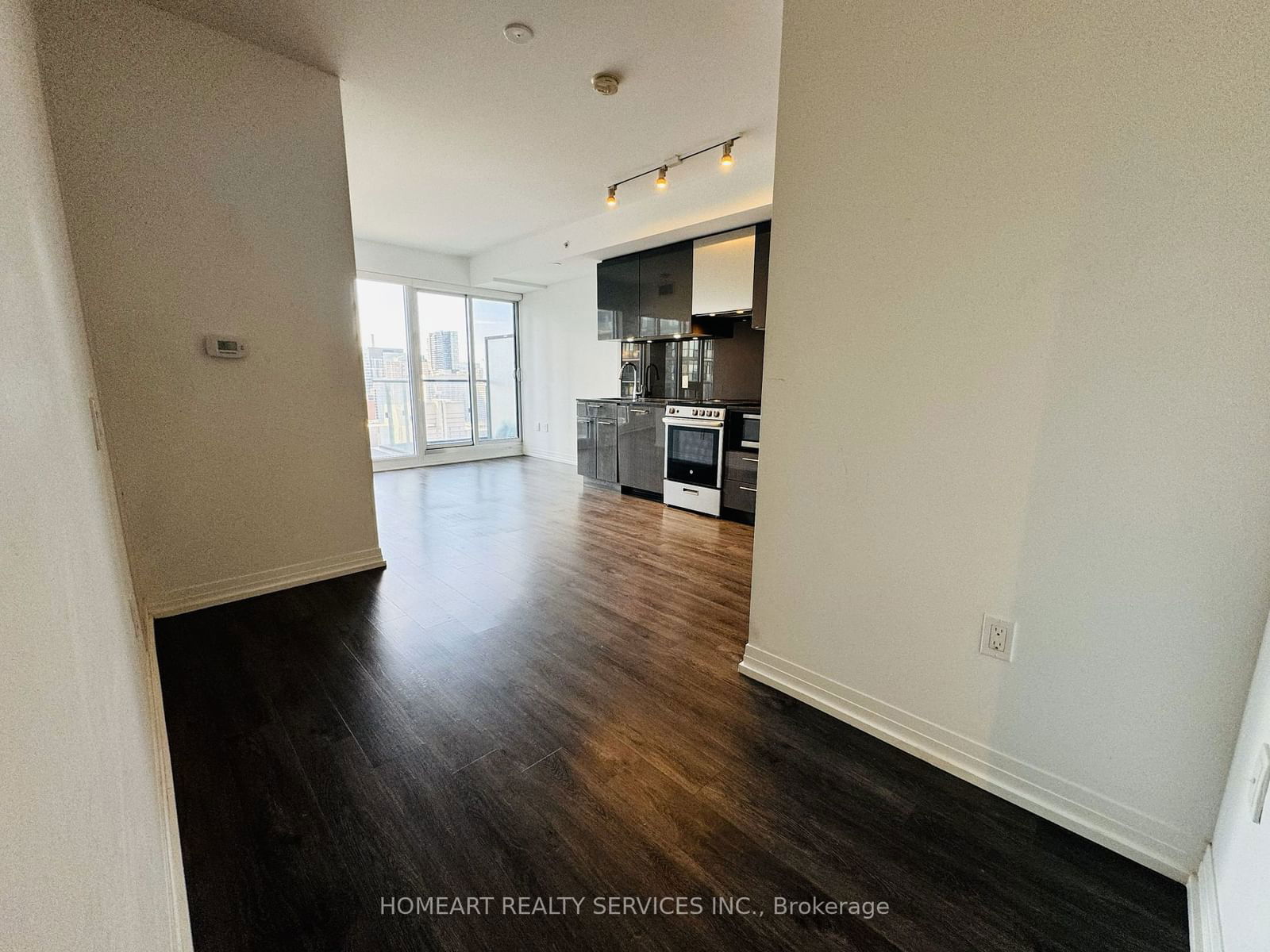 251 Jarvis St, unit 2708 for rent