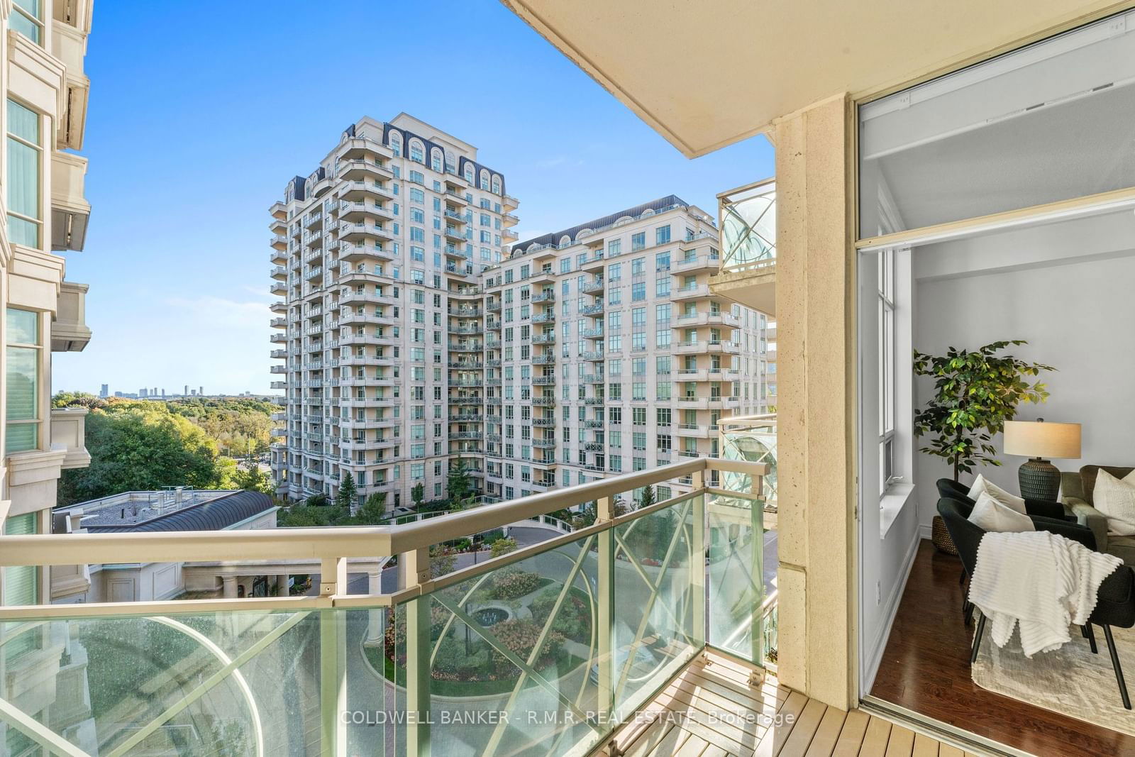 20 Bloorview Pl, unit 704 for sale