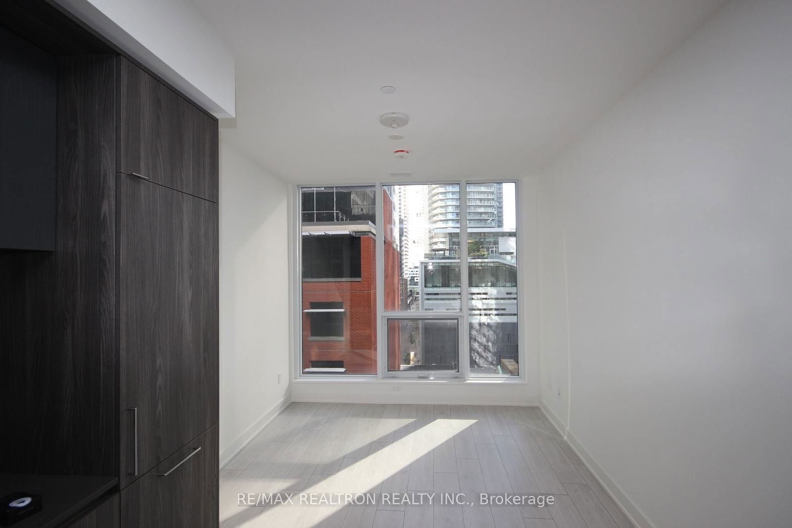 15 Mercer St, unit 816 for rent