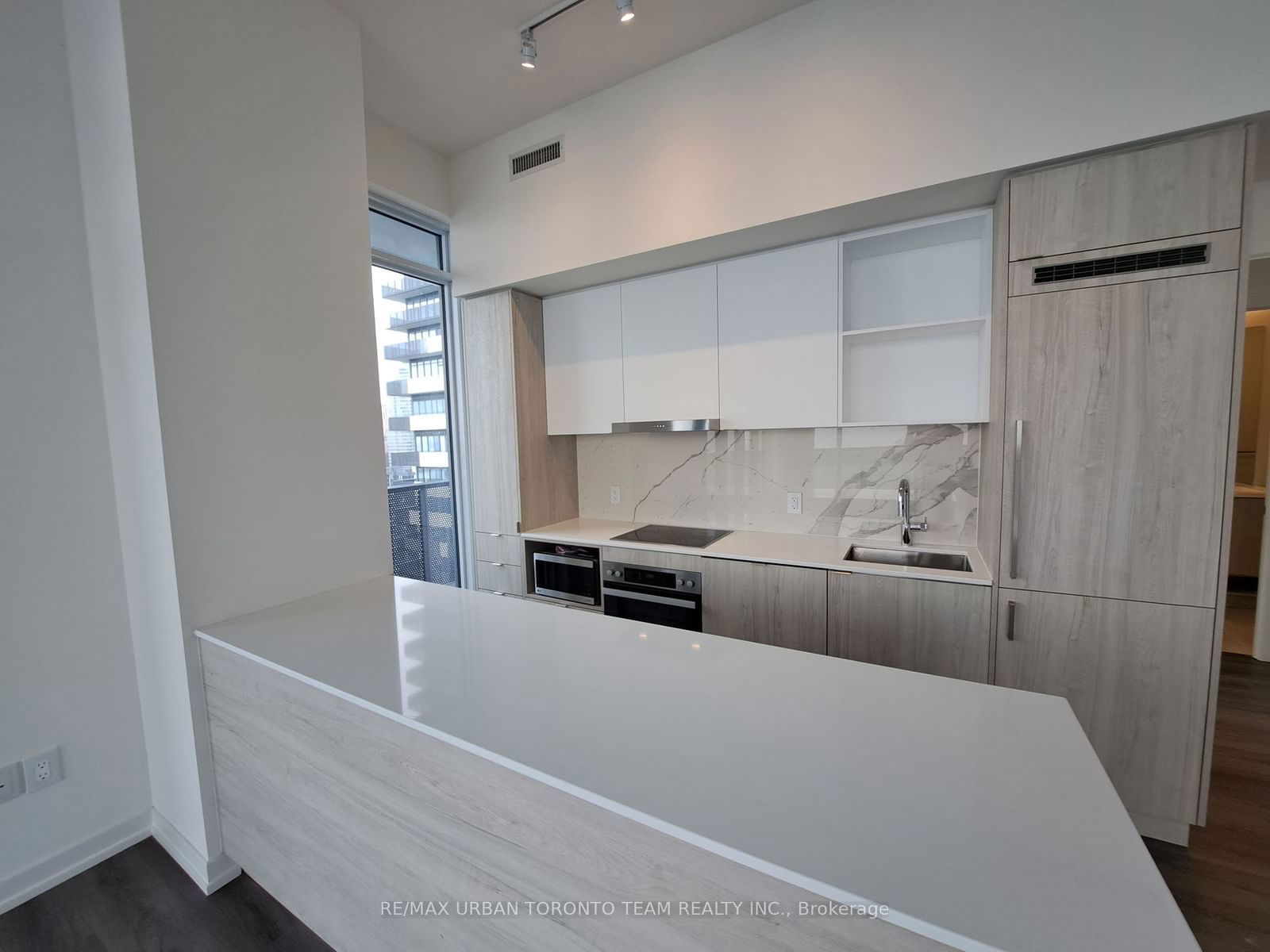 138 Downes St, unit 5009 for rent